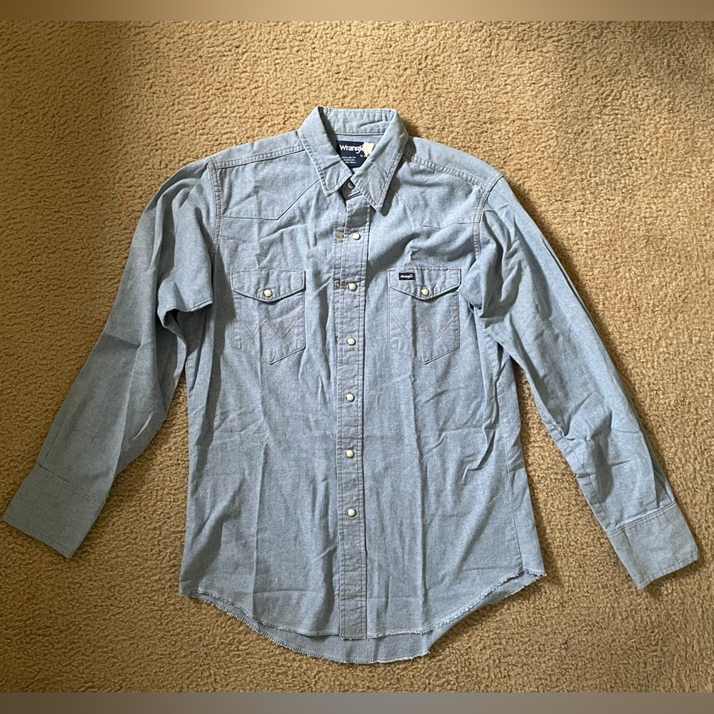 Wrangler Vintage Men's Blue Denim Button Down Shirt